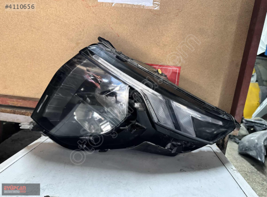 FORD TOURNEO SOL FAR ORJİNAL EYUPCAN OTO'DA