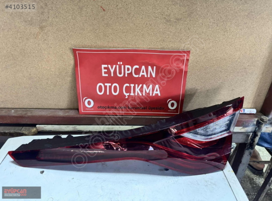 RENAULT MEGANE 4 SAĞ İÇ STOP EYUPCAN OTO'DA