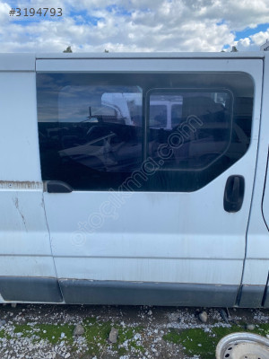 OPEL VIVARO SAĞ SÜRGÜLÜ KAPI
