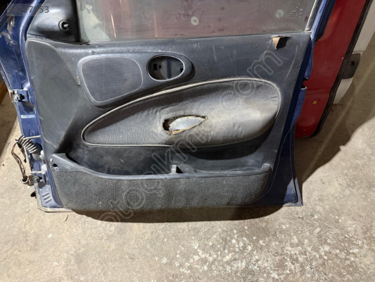 FORD ESCORT SAĞ ÖN KAPI DÖŞEMESİ 95-00 MODEL ORJİNAL