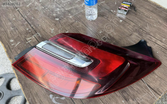 OPEL İNSİGNİA SAĞ ARKA STOP ORJİNAL HATASIZ EYUPCAN OTO'DA