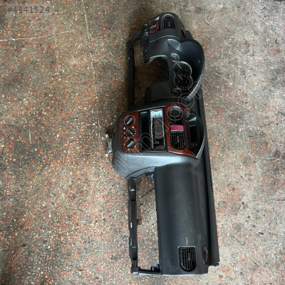 OPEL CORSA C  GÖĞÜS 