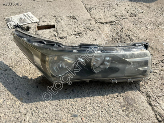 TOYOTA COROLLA 2013 2015 SAĞ ÖN FAR