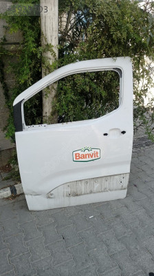 FIAT DOBLO  5 ORJINAL ÇIKMA SOL ÖN KAPI