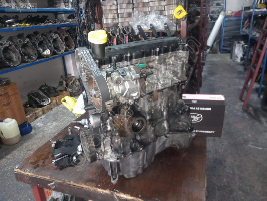 Renault kangoo 1.5 dci gövde motor