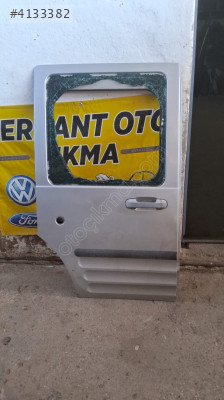 Ford Tourneo Connect Sağ Sürgülü Kapı - Hatasız ve Orijinal