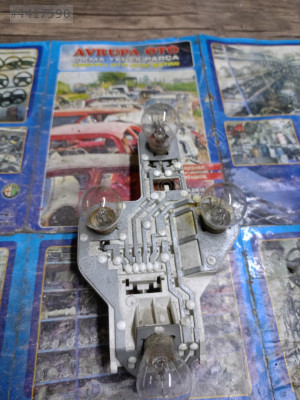 Megane 2 Sedan sol arka stop lambası duyu