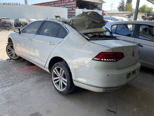 VW PASSAT B8 SOL ÖN KAPI ÇIKMA ORJİNAL