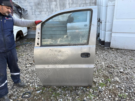 Orjinal Hyundai Starex Sol Ön Kapı Camı - 3.Ürün