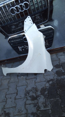 toyota coralla  sol ön çamurluk