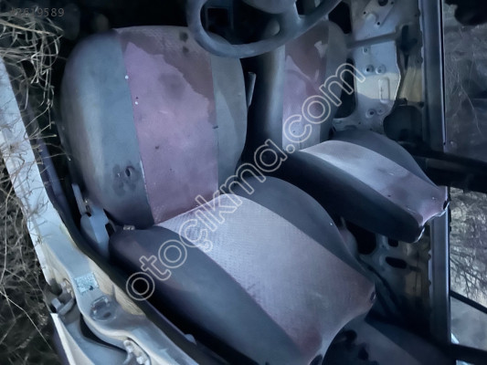 Suzuki marutti sağ sol ön koltuk çıkma temiz