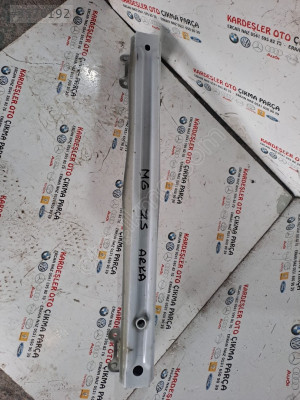 MG zs arka tampon demiri