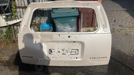 Escalade platınum çıkma bagaj kapağı
