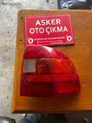 Astra F sedan sağ arka stop