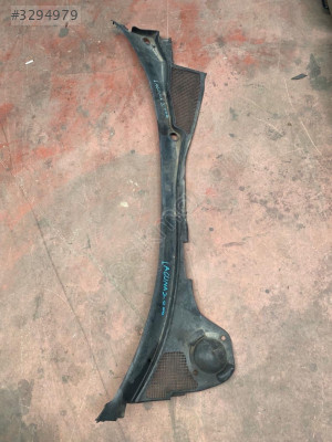 RENAULT LAGUNA 2000 ÇIKMA ÖN CAM IZGARASI