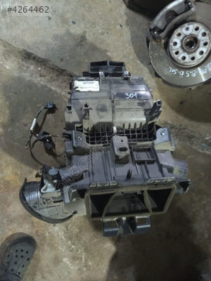 PEUGEOT 301 KALORİFER KAZANI