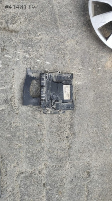 RENAULT TRAFİC4 MOTOR BEYNİ 237104330S OTO FEDAİ