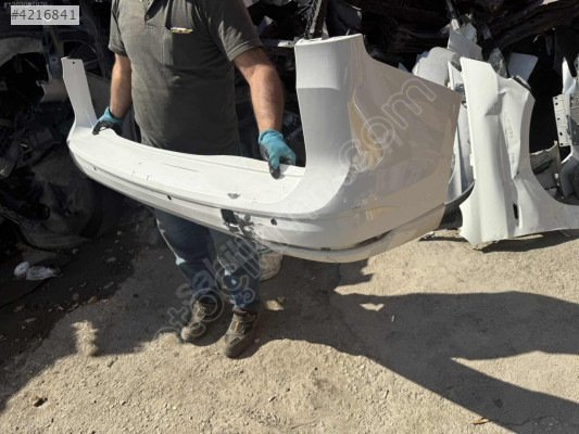 2024 caddy arka tampon