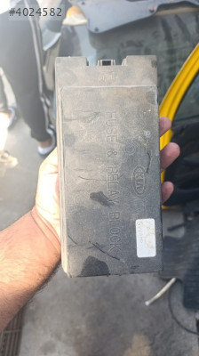 Kia Sorento sigorta tablosu kapağı