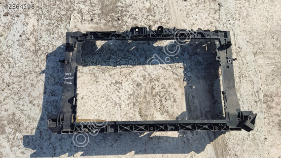 FORD COURİER FİESTA ÖN PANEL 2018/2022 ÇIKMA PARÇA