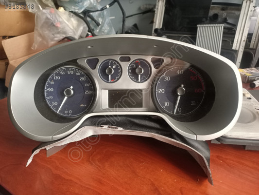 Lancia delta kilometre saati
