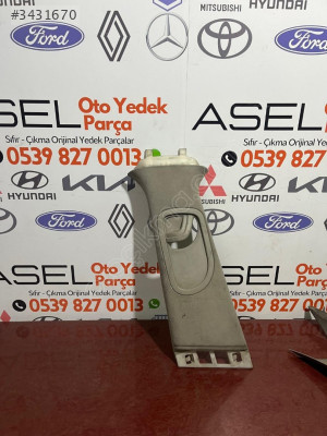 RENAULT MEGANE ORTA DİREK EMNİYET KEMERİ ÜST KAPLAMA 8200034957
