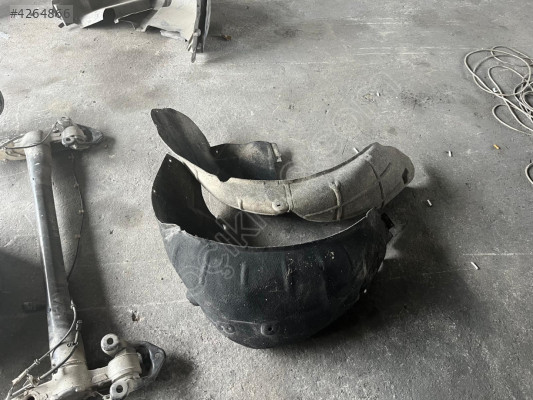 BMW 3.20 E90 arka sağ sol davlumbaz