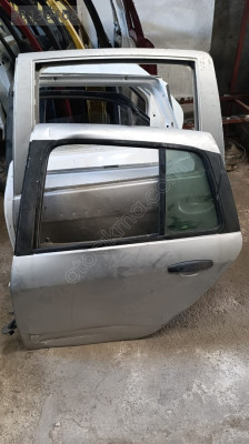 Renault Symbol Talia için Sol Arka Kapı Çıkma Parçası