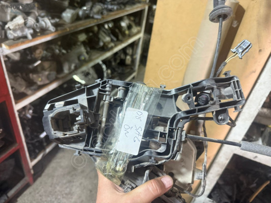 2015-19 VW PASSAT B8 SAĞ ÖN KAPI İÇ MEKANİZMA 510837812D ORJÇIKMA