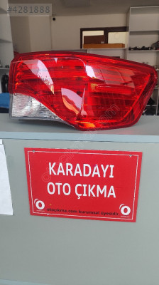 Toyota Avensis T27 SAGARKA STOP LEDLİ 2011/2018 8156005270