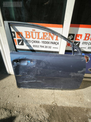 Kia Rio sağ ön kapı orijinal çıkma