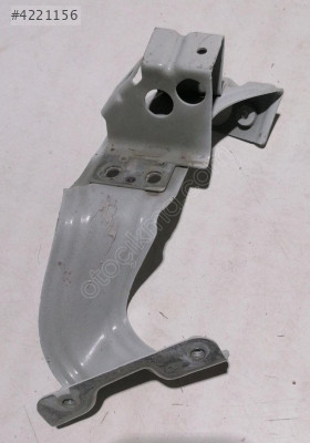 Volkswagen Caddy Sol Ön Çamurluk Destek Braketi - Oto Çıkma