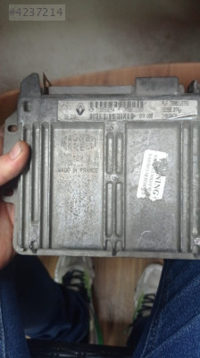 RENAULT CLİO 1.2 MOTOR BEYNİ 7700112787 SFR200 HOM7700868294