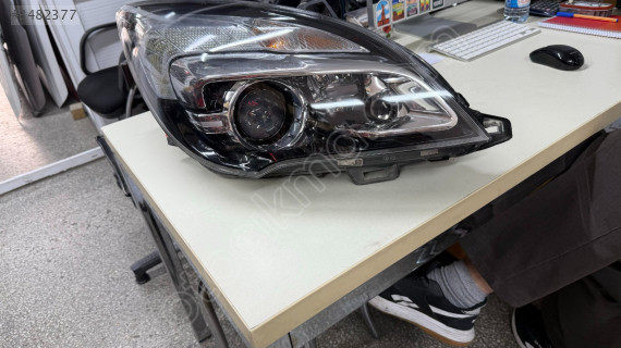 OPEL MERİVA SAĞ FAR ORJİNAL ÇIKMA