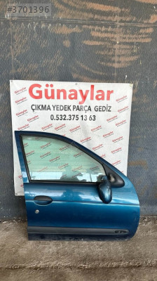 RENAULT MEGANE 1 SAĞ ÖN KAPI