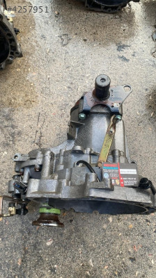 VOLKSWAGEN POLO HB(97-01)1.6 5İLERİ MANUEL ŞANZIMAN ÇIKMA ORJİNAL