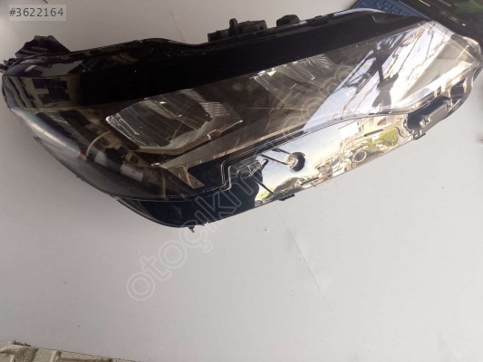 Renault zoe 260102384R sağ ön far