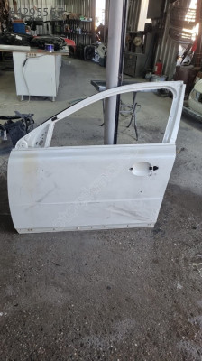 Volvo s80 model 2009 sol on kapi