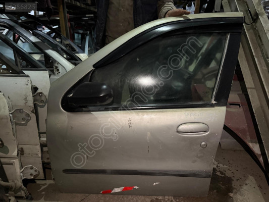 FİAT ALBEA SOL ÖN KAPI ORJİNAL ÇIKMA TEMİZ ÜRÜN DOLU KAPI