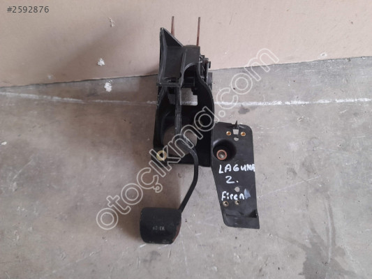 RENAULT LAGUNA 2 FİREN VE DEPRİYAJ PEDALI ADET FİYATI