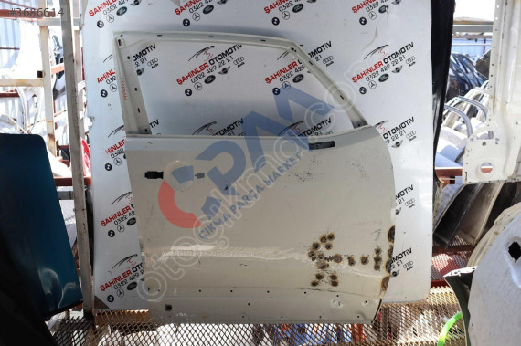 JEEP RENEGADE SAĞ ÖN KAPI