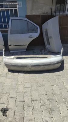 Volkswagen Bora arka tampon