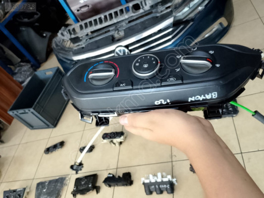HYUNDAİ BAYON KLİMA KONTROL  PANELİ