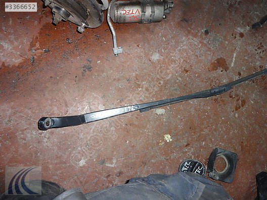 HONDA CIVIC 2004 ÇIKMA SOL SİLECEK KOLU