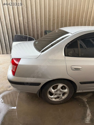 HYUNDAİ ELENTRA SAĞ ARKA ÇAMURLUK ÇIKMA ORJİNAL
