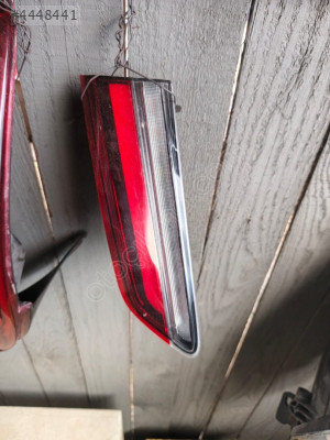 SKODA KAROQ BAGAJ STOP