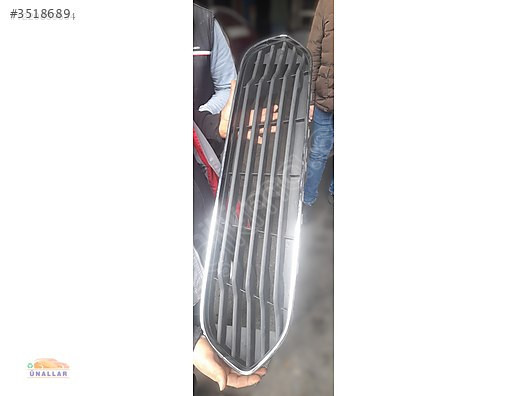Ford Tourneo Custom Ön Panjur - Mertler Oto Yedek Parça