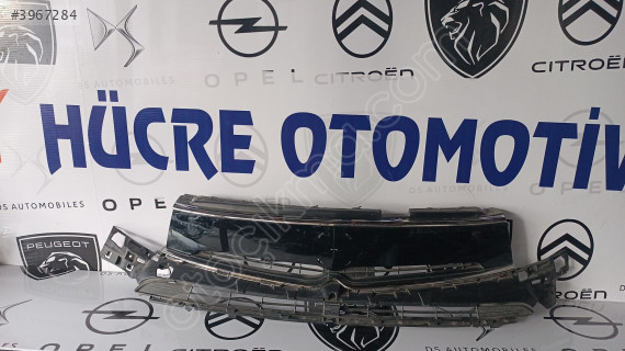 Opel Grandland ön panjur