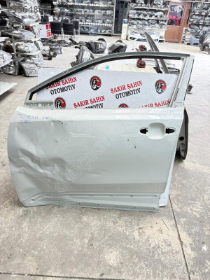 Toyota C-HR Kapı