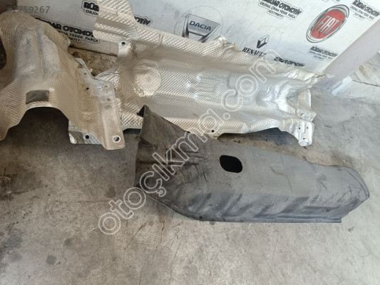 Opel combo 9814815960